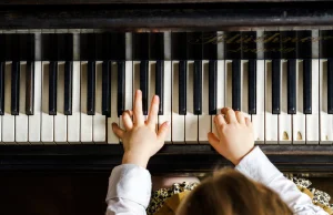 Czy warto posłać dziecko do szkoły muzycznej?