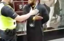 Rozwścieczony islamski kaznodzieja oskarża policjanta o rasizm /eng/