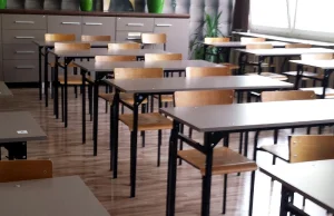 Łomża: Uczniowie walczą o swoje gimnazjum