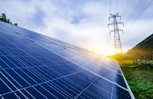 Trwa produkcja paneli dla największej elektrowni słonecznej na świecie