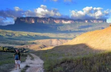 Park Narodowy Canaima. To tu znajduje się (okresowy) wodospad Salto Sapo