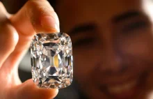 Rekordowy diament sprzedany za 21,5 mln dol.