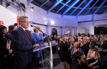 Komorowski wydał na kampanię dwukrotnie więcej niż planował?