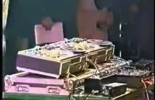 Mr. Tape z ZSRR gra na magnetofonach szpulowych