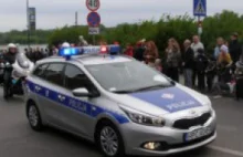 Białystok: Policjanci pukają do drzwi młodych patriotów w związku z...