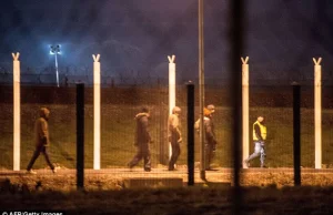 Anarchiści zorganizowali szturm imigrantów na Eurotunel