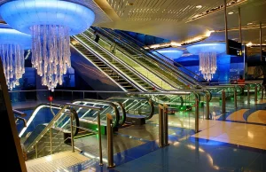 efekt skali - metro w Dubaju vs polska trasa s8
