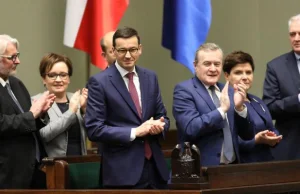 Morawiecki zapowiada zmiany. Piesi będą mieli pierwszeństwo przed przejściem