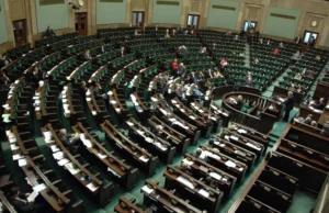 Sejm przyjął ustawę o 70-procentowym podatku