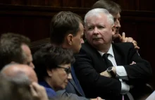 Jarosław Kaczyński na debacie w Sejmie: "Czy rząd ma prawo pod obcym naciskiem..