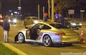 Wypadek w Krośnie, Porsche zderzyło się z Oplem