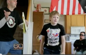 USA: 10-latek zastrzelił ojca - neonazistę katującego rodzinę. Po 2 latach...