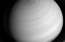 Oto, jak biegun północny Saturna prezentuje się na nowym zdjęciu od NASA