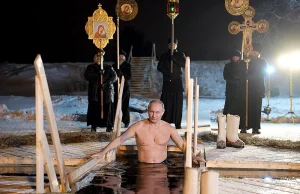 Prezydent Putin upamiętnia chrzest Jezusa w Jordanie