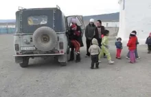 Ile mongolskich dzieci może pomieścić rosyjski Uaz