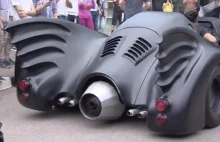 Batmobil na ulicach Moskwy. Był problem z odprawą celną