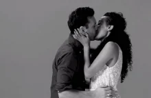Viral z pocałunkiem nieznajomych to tak naprawdę reklama ubrań