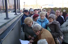 Podpadł, bo leczył za dużo ludzi i ośmielił się wziąć urlop na żądanie.