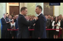 Prezydent Andrzej Duda odznaczył burmistrza Andrzeja Dudę
