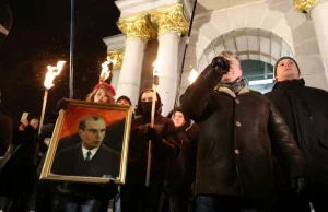 Wielki pochód w Kijowie w 107. rocznicę urodzin Stepana Bandery