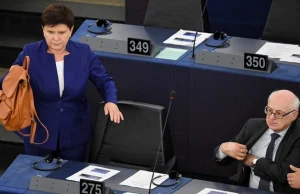 Szydło przegrała głosowanie na przewodniczącą komisji zatrudnienia i spraw...