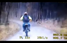 Pościg za motocyklistą pod Olsztynem. Nagranie z radiowozu