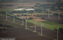 Polska nie zapłaci kary za OZE. KE wycofuje skargę z Trybunału