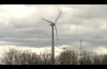 Szalejącą elektrownia wiatrowa w Lubomyślu