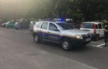 Strażnicy miejscy odzyskali skradziony samochód. 2 lata stał na parkingu...