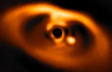 Oto pierwsze w historii zdjęcie nowo narodzonej egzoplanety