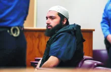 Terrorysta nawraca współwięźniów na islam