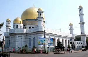 Skandal w centralnym meczecie Ałmat : Nie dla islamizacji Europy