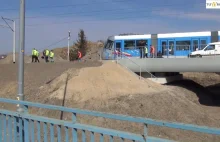 Testowy przejazd tramwaju po nowym torowisku