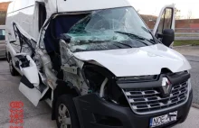 Rozbite Renault Master jechało z Madrytu do Polski - auto zatrzymano pod...