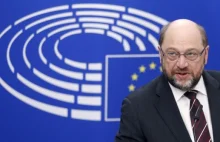 Martin Schulz solidaryzuje się z aborcjonistkami, publikuje zdjęcie z wieszakiem