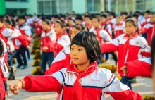 Szkoły w Chinach. "Dzieci nie mogą mieć wolnego, bo to nie jest edukacyjne"