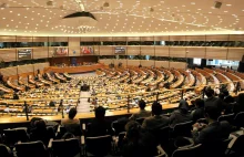 Komisja Wolności Obywatelskich PE domaga się pełnego szyfrowania komunikatorów