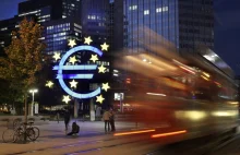 S&P Places 15 Euro Nations on Warning for Downgrade