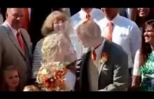 Rudy wyssał duszę swojej żony, podczas robienia zdjęcia weselnego
