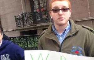 Młodzi Żydzi pod polskim konsulatem w Nowym Jorku oskarżali