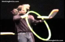 Steve Jobs prezentuje WiFi po raz pierwszy - Przy użyciu hula hop!