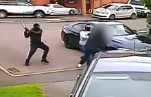 Thugs attack motorist in an attempted carjacking