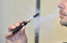 "Bierni palacze" e-papierosów przyjmują niewielkie dawki nikotyny