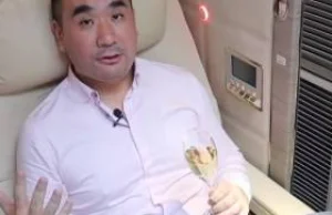 Sam Chui pokazuje jak wygląda lot w EMIRATES NEW 2018 FIRST CLASS.