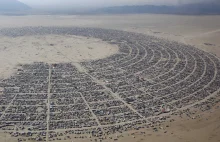 Jak wygląda miasto na pustyni Nevada zbudowane tymczasowo przez 68,000 ludzi?