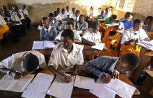 Uganda zamyka prywatne szkoły finansowane przez Gatesa i Zuckerberga