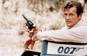 Roger Moore kończy 85 lat. Oto Święty, który poleciał w kosmos