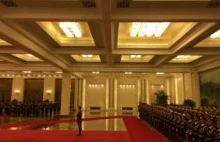 Powitanie prezydenta RP Andrzeja Dudy w parlamencie chińskim [WIDEO