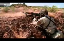Malijscy żołnierze podczas ćwiczeń bez ostrej amunicji.