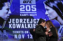 Jędrzejczyk i Kowalkiewicz w sexy kreacjach,na konferencji przed UFC 205